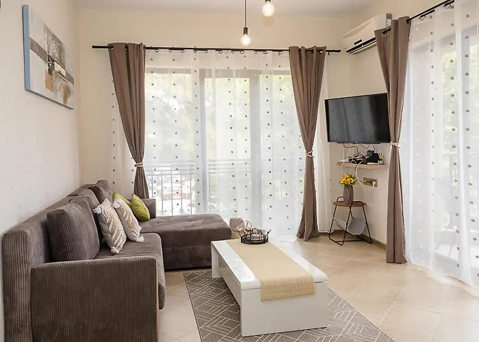 Stylish Flat With Free Pool Access, Bendita Mare By Flat Mаnаger Апартаменты